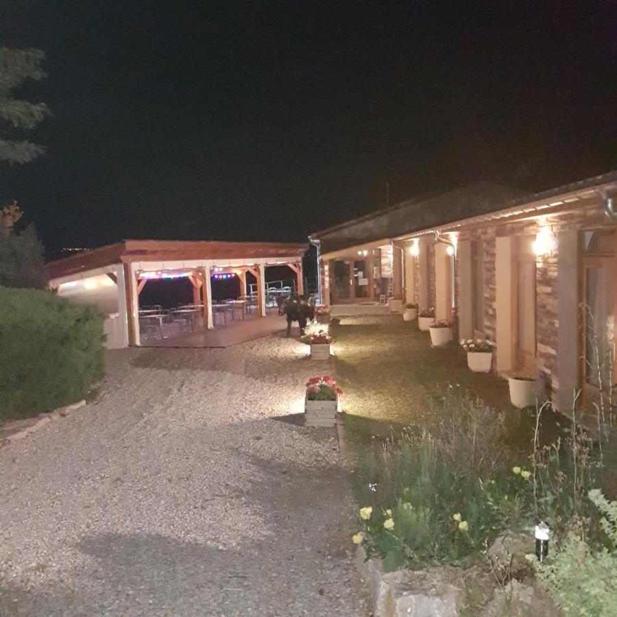 Gite De Prejeurin Echalas Esterno foto